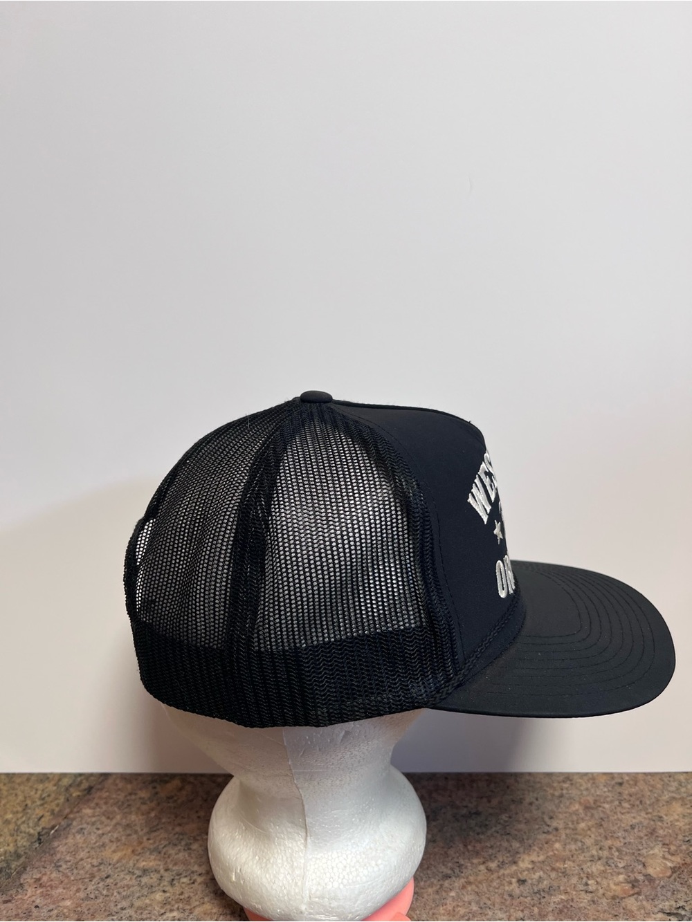 Hat interior - Picture 2 of 4